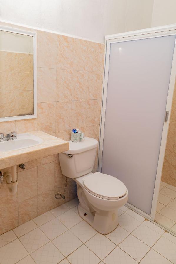 Hotel Las Palmas Cancun Centro エクステリア 写真