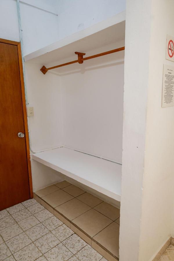 Hotel Las Palmas Cancun Centro エクステリア 写真