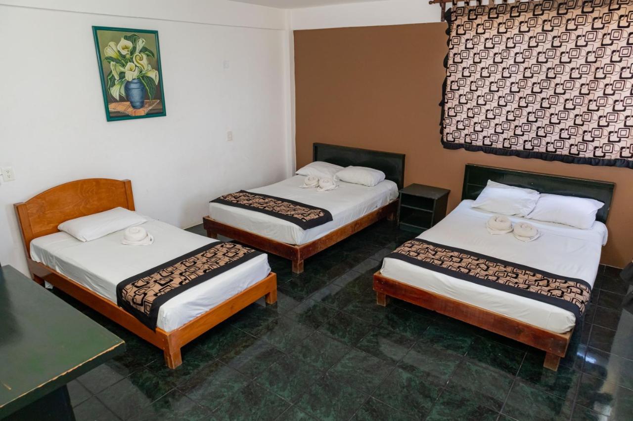 Hotel Las Palmas Cancun Centro エクステリア 写真